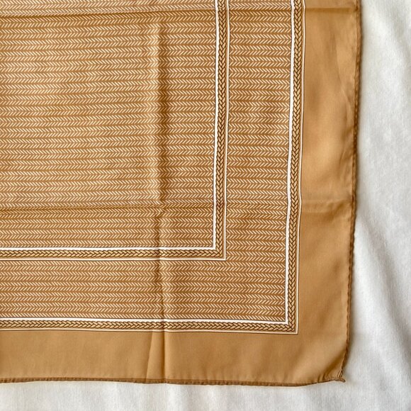 Vintage Beige Chevron Weave Print Polyester Square Scarf 27" X 27" Japan White - Picture 8 of 13